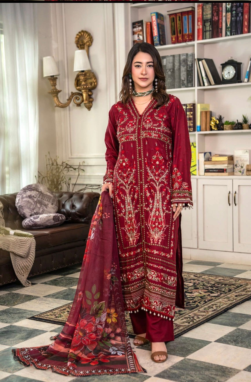 Hoorain Staple Linen Embroidered Hand Embellished Kameez Linen Palazzo & Chiffon Dupatta with Rich Floral Motifs